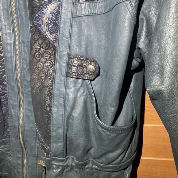 Vintage Paris Sport Club leather jacket. - Picture 8 of 16